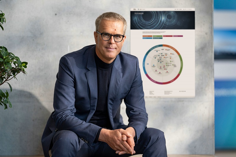 4. 寶馬集團負(fù)責(zé)研發(fā)的董事韋博凡先生.jpg